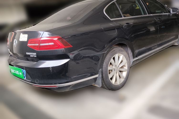 Used Volkswagen Magotan 2018 330TSI DSG Advanced Model Rear Right 45 Deg