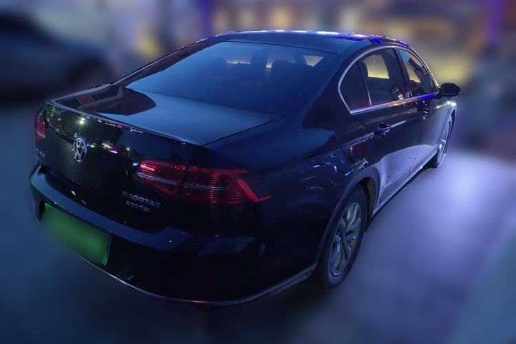 Used Volkswagen Magotan 2018 280TSI DSG Comfort Model Rear Right 45 Deg
