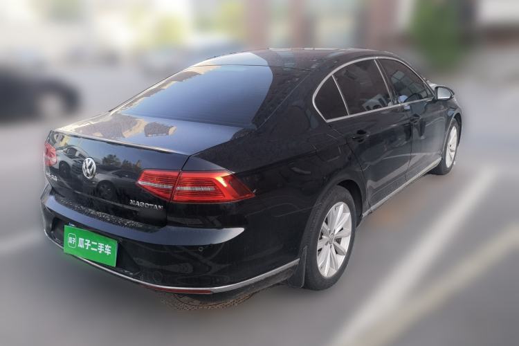 Used Volkswagen Magotan 2018 330TSI DSG Advanced Model Rear Right 45 Deg