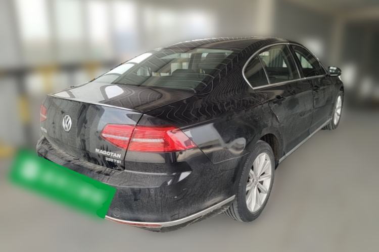 Used Volkswagen Magotan 2018 330TSI DSG Advanced Model Rear Right 45 Deg