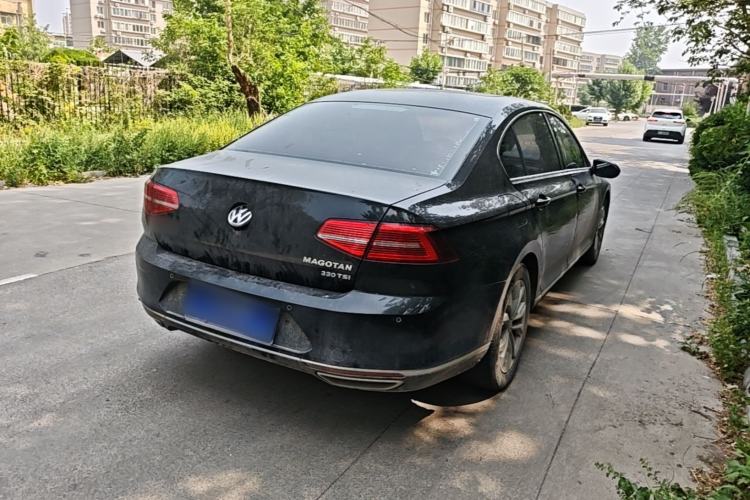 Used Volkswagen Magotan 2018 Facelift 330TSI DSG Luxury Model Rear Right 45 Deg