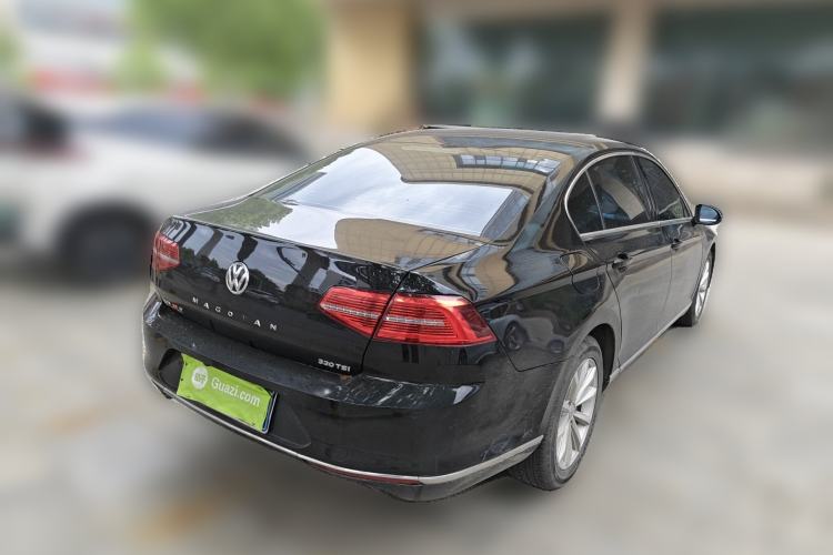 Used Volkswagen Magotan 2018 330TSI DSG Advanced Model Rear Right 45 Deg