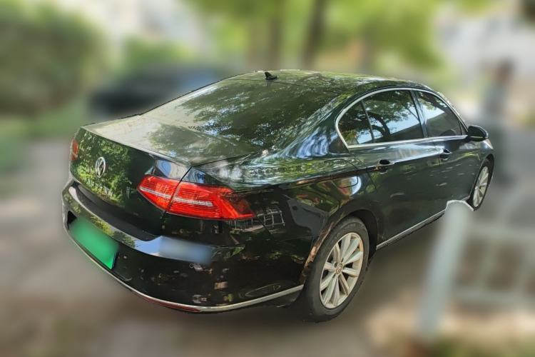 Used Volkswagen Magotan 2018 330TSI DSG Advanced Model Rear Right 45 Deg