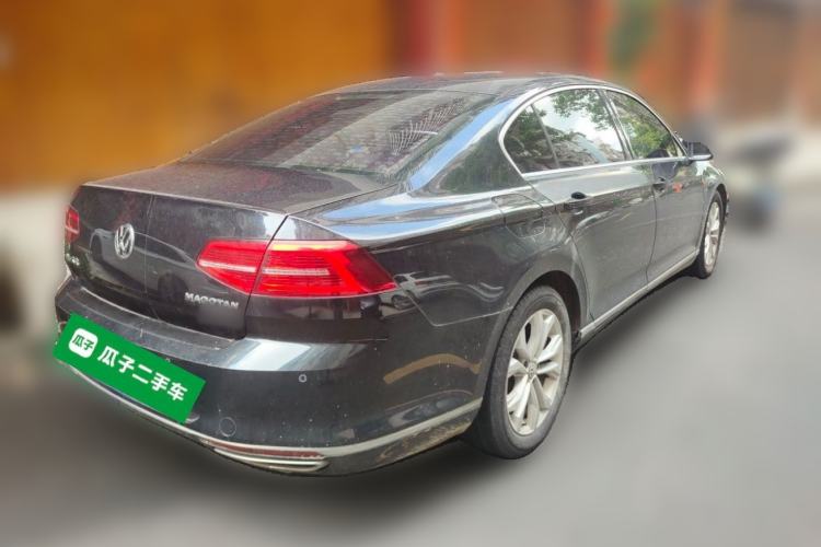 Used Volkswagen Magotan 2018 330TSI DSG Luxury Model Rear Right 45 Deg