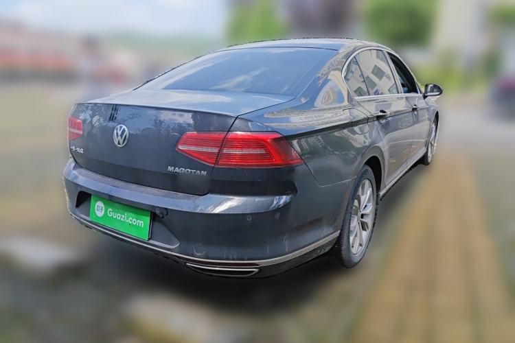 Used Volkswagen Magotan 2018 Facelift 330TSI DSG Luxury Model Rear Right 45 Deg
