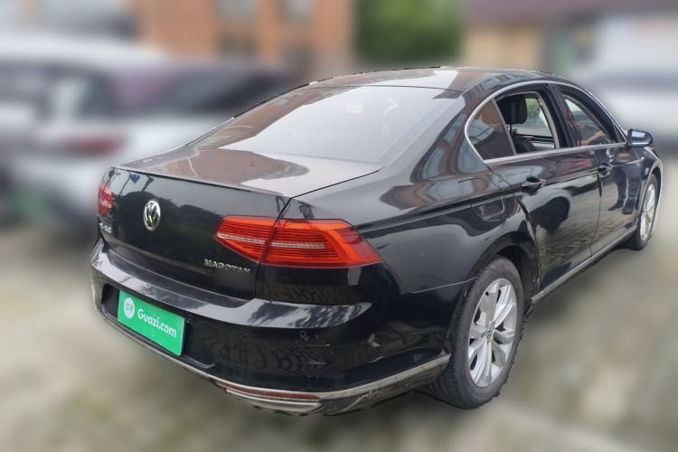 Used Volkswagen Magotan 2018 Facelift 330TSI DSG Luxury Model Rear Right 45 Deg