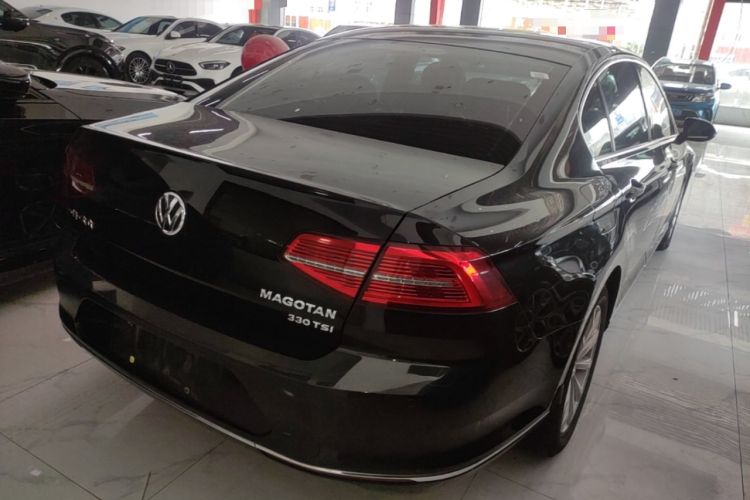 Used Volkswagen Magotan 2018 330TSI DSG Advanced Model Rear Right 45 Deg