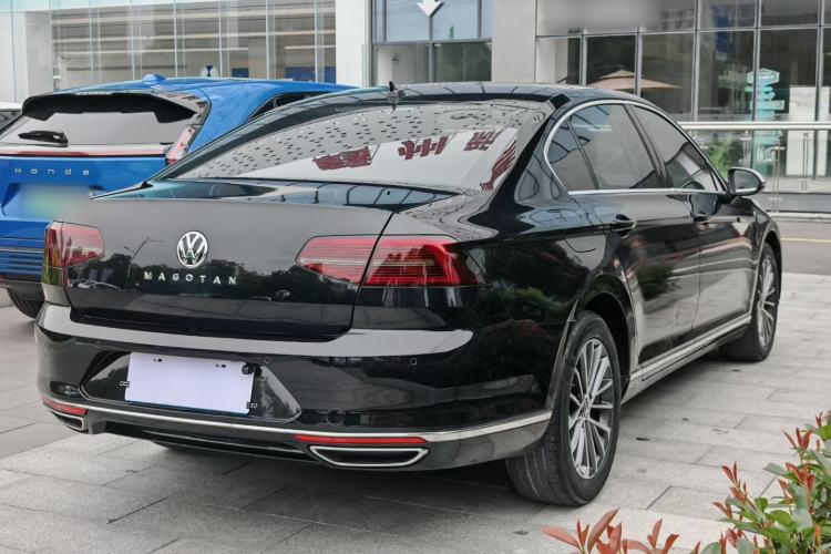 Used Volkswagen Magotan 2018 280TSI DSG Leading Model Rear Right 45 Deg