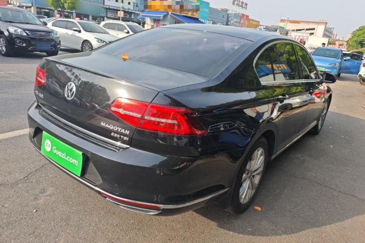 Used Volkswagen Magotan 2018 Facelift 330TSI DSG Luxury Model Rear Right 45 Deg