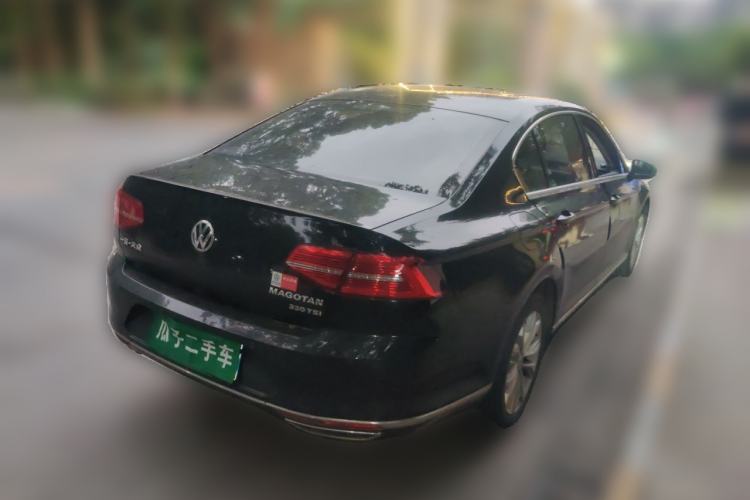 Used Volkswagen Magotan 2018 Facelift 330TSI DSG Luxury Model Rear Right 45 Deg