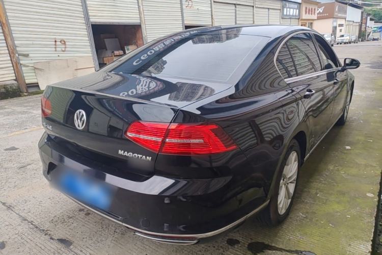 Used Volkswagen Magotan 2018 330TSI DSG Luxury Model Rear Right 45 Deg