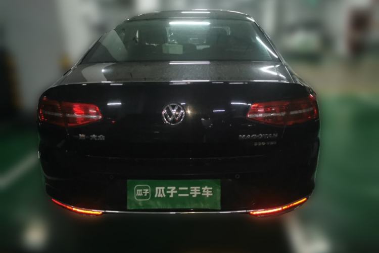 Used Volkswagen Magotan 2018 330TSI DSG Luxury Model Rear