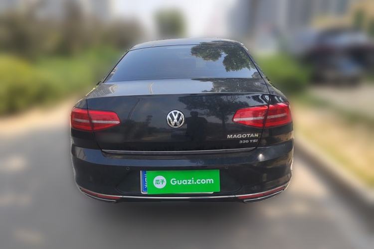 Used Volkswagen Magotan 2018 Facelift 330TSI DSG Luxury Model Rear