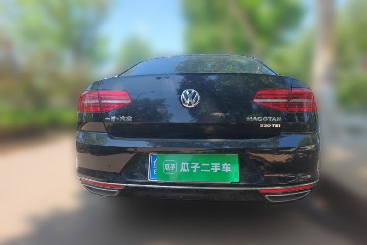Used Volkswagen Magotan 2018 330TSI DSG Luxury Model Rear
