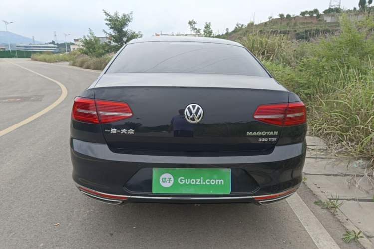 Used Volkswagen Magotan 2018 Facelift 330TSI DSG Luxury Model Rear