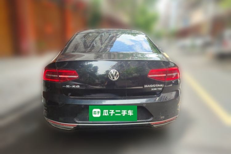 Used Volkswagen Magotan 2018 330TSI DSG Luxury Model Rear