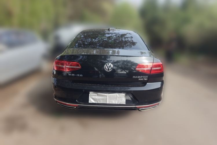 Used Volkswagen Magotan 2018 330TSI DSG Luxury Model Rear