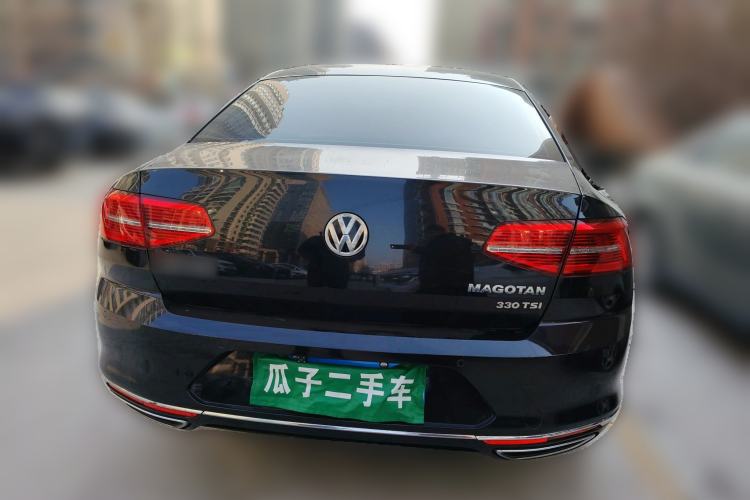 Used Volkswagen Magotan 2018 330TSI DSG Luxury Model Rear