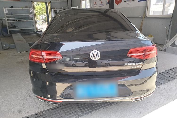 Used Volkswagen Magotan 2018 Facelift 330TSI DSG Luxury Model Rear