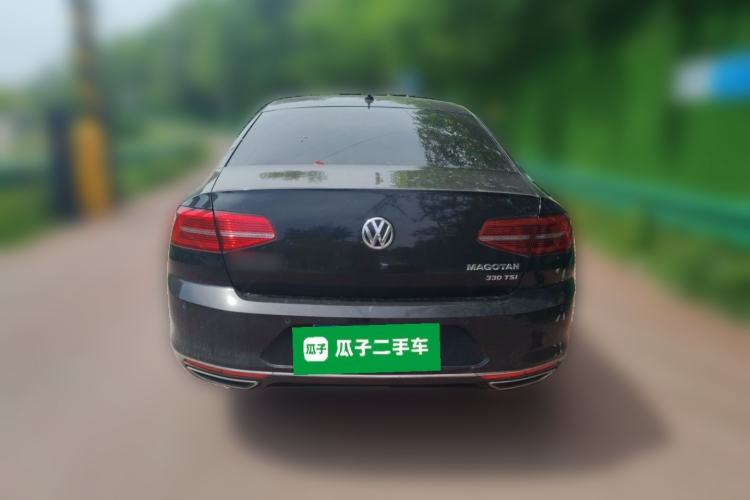 Used Volkswagen Magotan 2018 330TSI DSG Luxury Model Rear