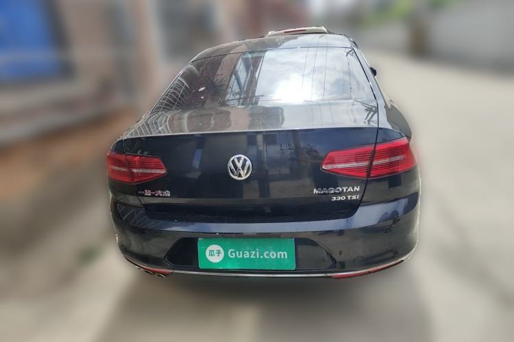 Used Volkswagen Magotan 2018 330TSI DSG Advanced Model Rear