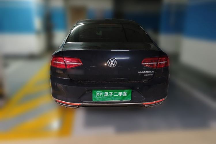 Used Volkswagen Magotan 2018 330TSI DSG Luxury Model Rear