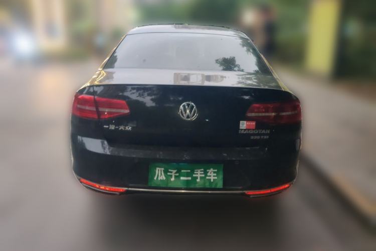 Used Volkswagen Magotan 2018 Facelift 330TSI DSG Luxury Model Rear