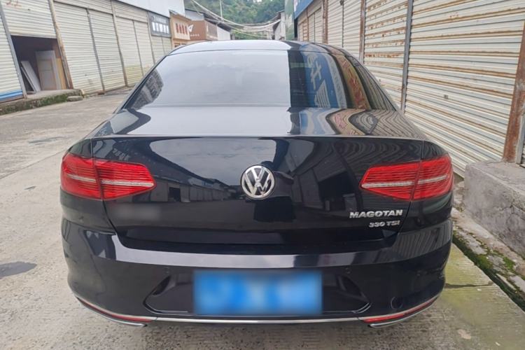 Used Volkswagen Magotan 2018 330TSI DSG Luxury Model Rear