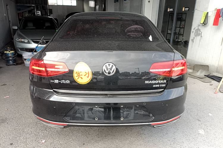 Used Volkswagen Magotan 2018 330TSI DSG Luxury Model Rear