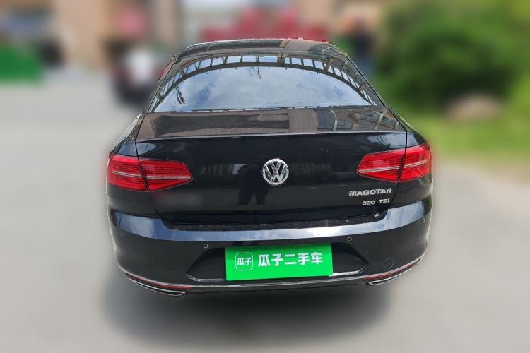 Used Volkswagen Magotan 2018 330TSI DSG Luxury Model Rear