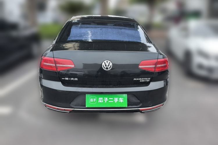 Used Volkswagen Magotan 2018 330TSI DSG Luxury Model Rear
