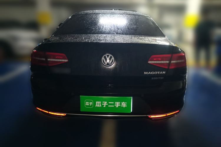 Used Volkswagen Magotan 2018 330TSI DSG Luxury Model Rear