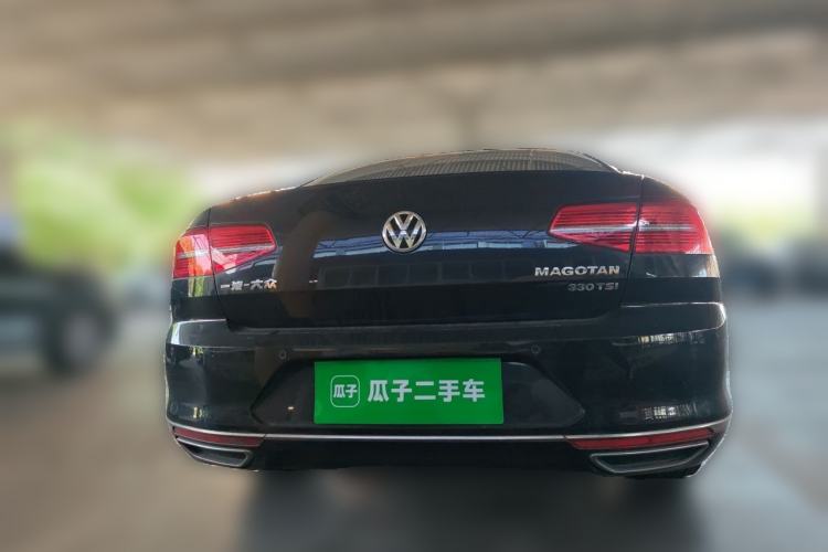 Used Volkswagen Magotan 2018 330TSI DSG Luxury Model Rear