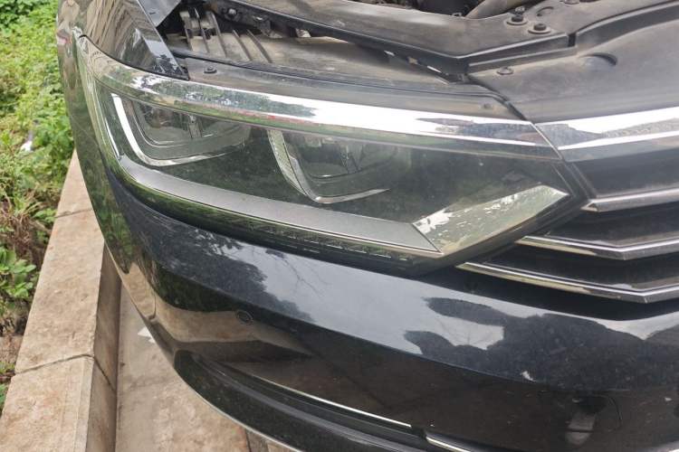 Used Volkswagen Magotan 2018 Facelift 330TSI DSG Luxury Model Right Front Headlight