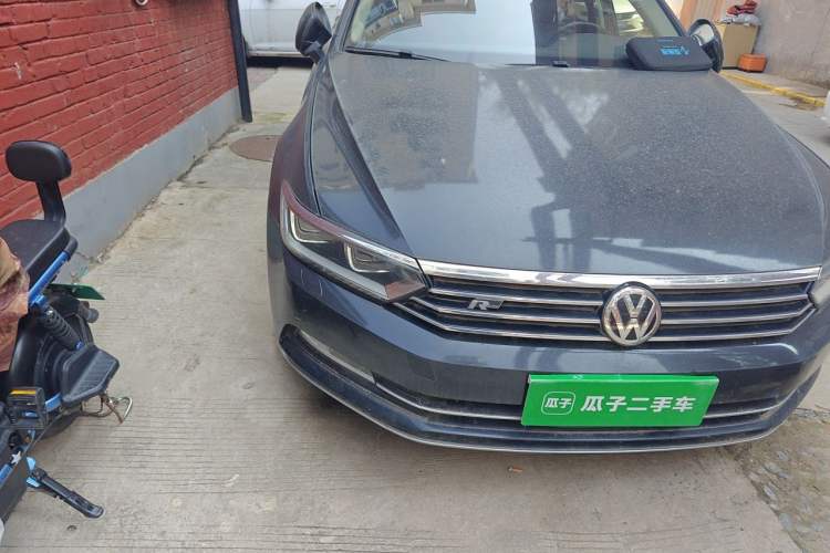 Used Volkswagen Magotan 2018 Facelift 330TSI DSG Luxury Model Right Front Headlight