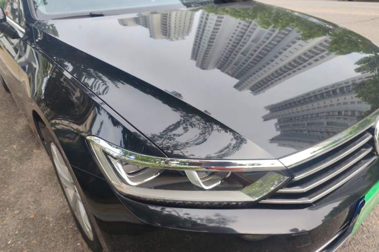 Used Volkswagen Magotan 2018 Facelift 330TSI DSG Luxury Model Right Front Headlight
