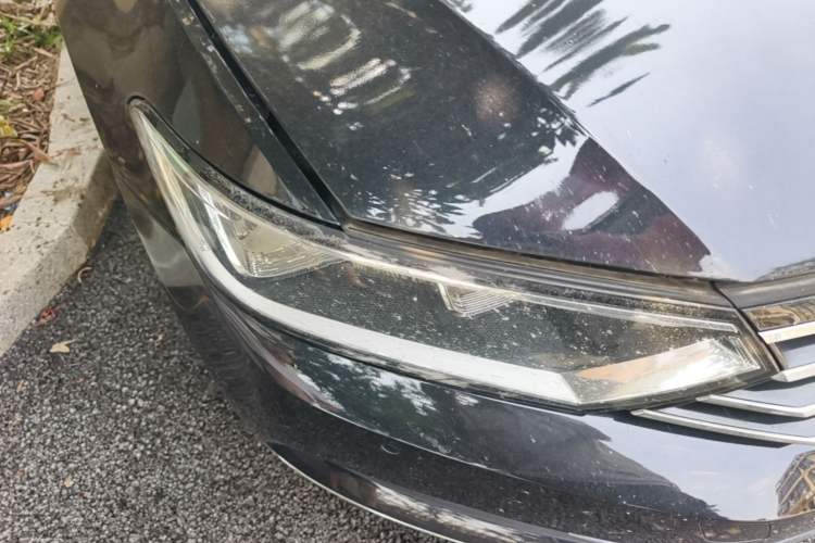 Used Volkswagen Magotan 2018 330TSI DSG Advanced Model Right Front Headlight