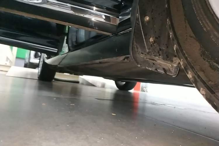 Used Volkswagen Magotan 2018 380TSI DSG Luxury Model Right Side Sill