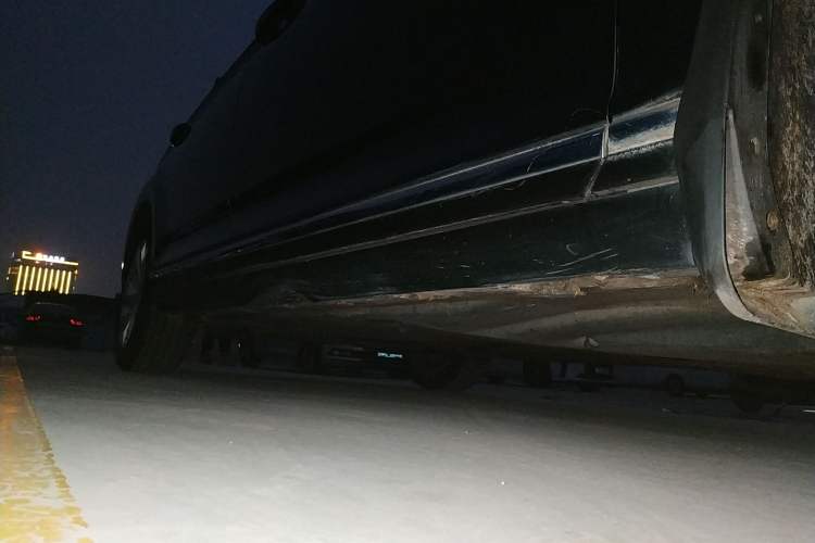 Used Volkswagen Magotan 2018 330TSI DSG Advanced Model Right Side Sill