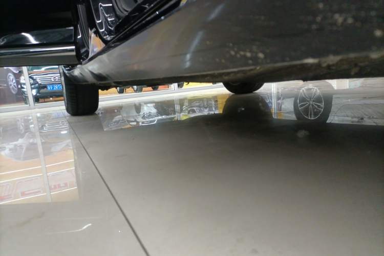 Used Volkswagen Magotan 2018 Facelift 330TSI DSG Luxury Model Right Side Sill