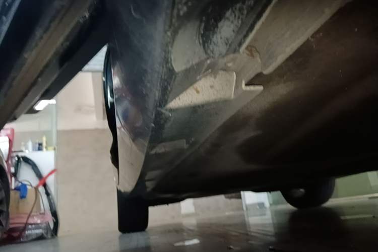 Used Volkswagen Magotan 2018 330TSI DSG Advanced Model Right Side Sill