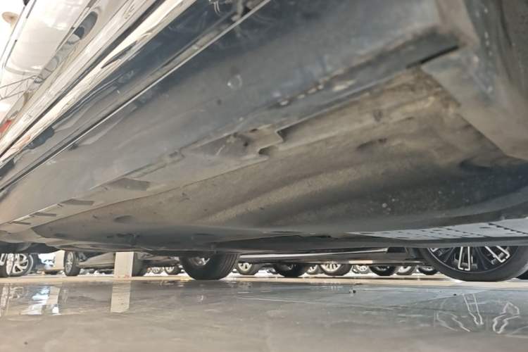 Used Volkswagen Magotan 2018 330TSI DSG Advanced Model Right Side Sill