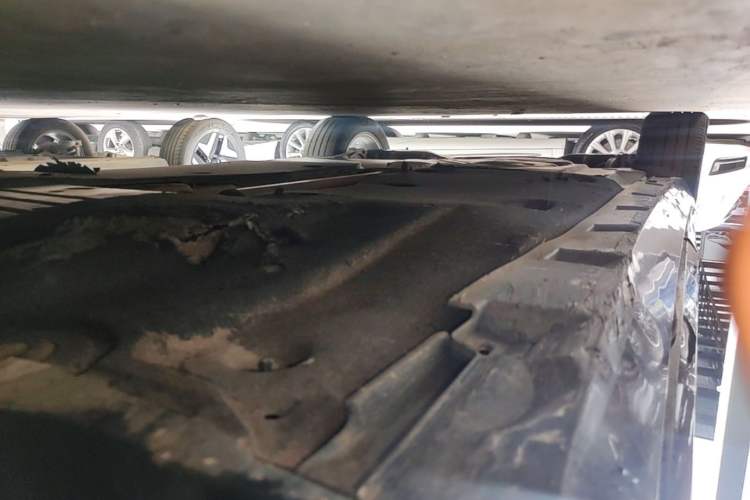 Used Volkswagen Magotan 2018 Facelift 330TSI DSG Luxury Model Right Side Sill