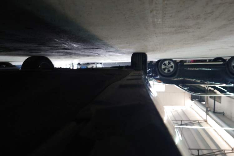 Used Volkswagen Magotan 2018 330TSI DSG Advanced Model Right Side Sill