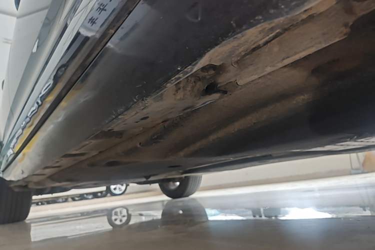 Used Volkswagen Magotan 2018 330TSI DSG Advanced Model Right Side Sill