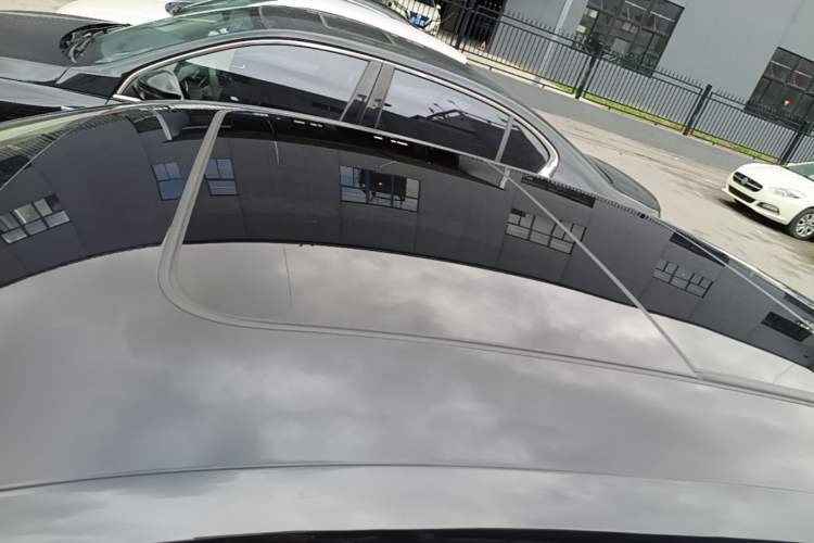 Used Volkswagen Magotan 2018 330TSI DSG Luxury Model Roof