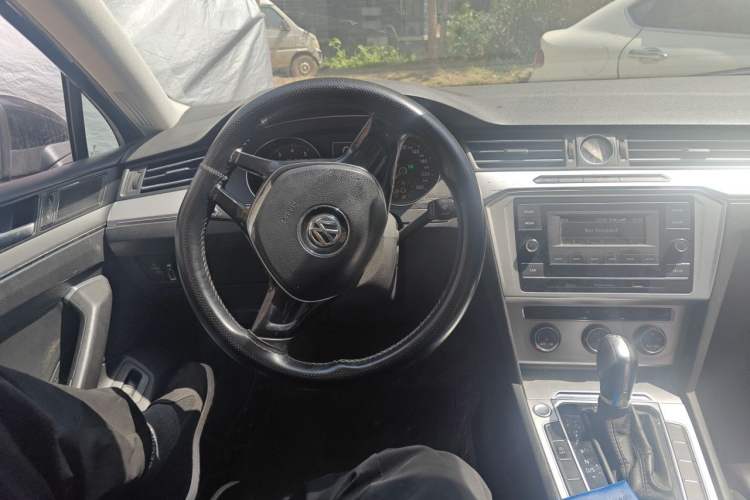 Used Volkswagen Magotan 2018 280TSI DSG Enjoyment Model Steering Wheel