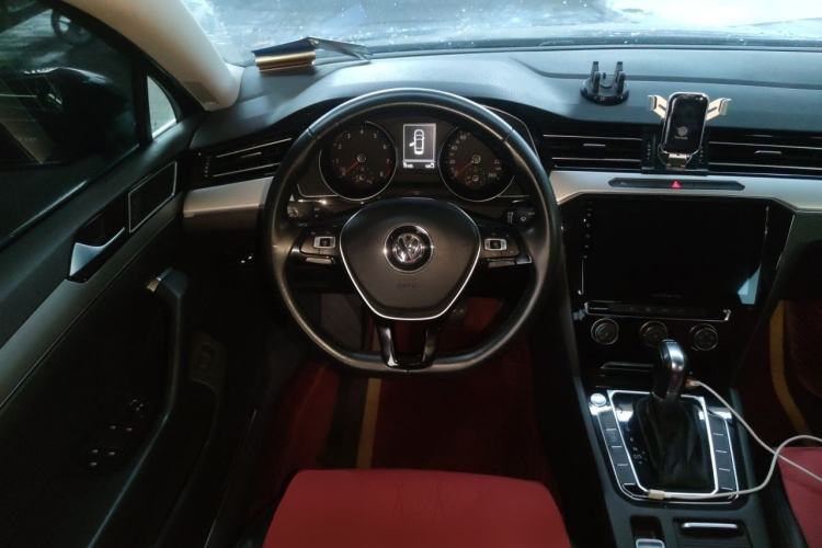 Used Volkswagen Magotan 2018 280TSI DSG Leading Model Steering Wheel