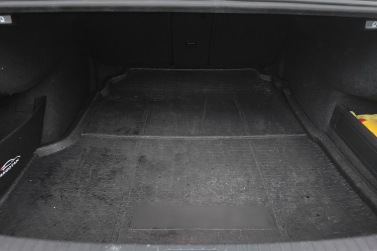 Used Volkswagen Magotan 2018 330TSI DSG Luxury Model Trunk