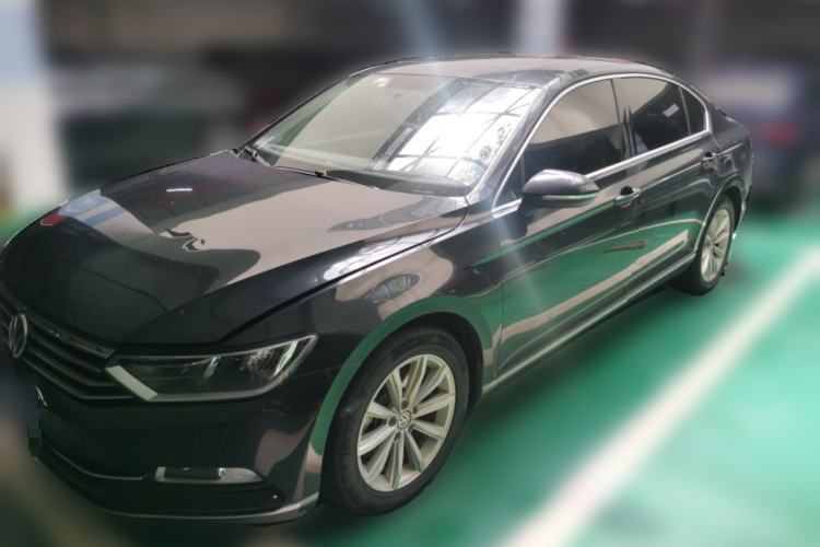 Used Volkswagen Magotan 2018 330TSI DSG Advanced Model Guazi used car, China used car export, Used car for sale, Used Volkswagen cars, Cheapest cars for sale